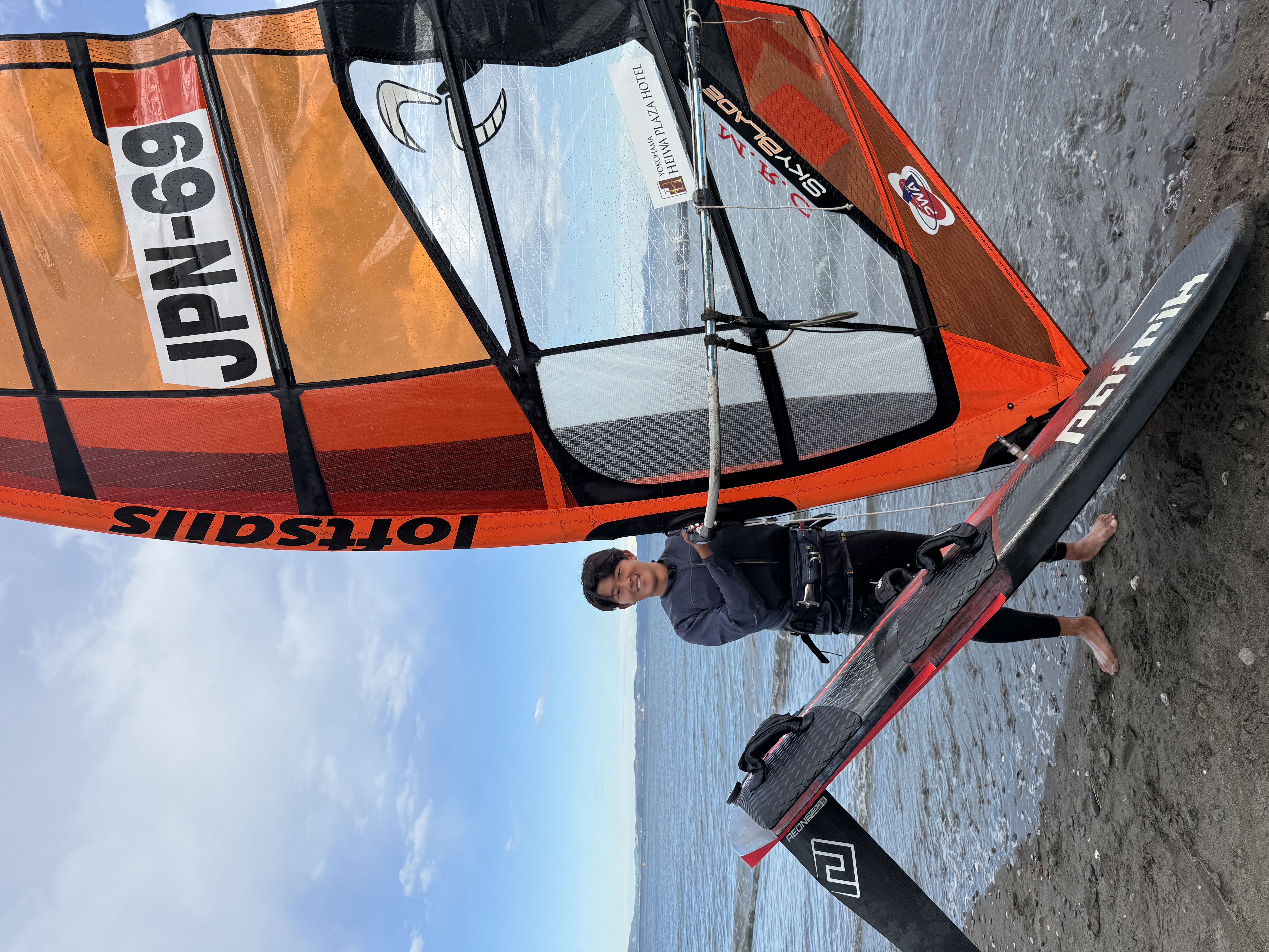 セーリング中の中嶋颯